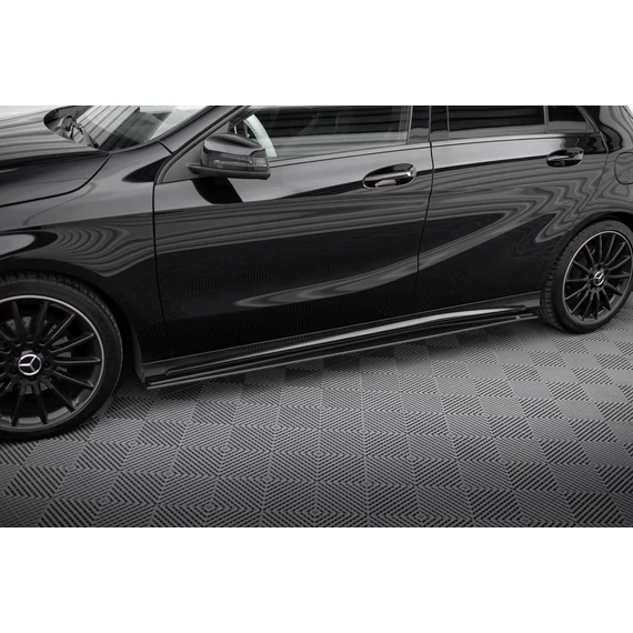 Street Pro Oldalsó szoknyák Diffúzorok Mercedes-Benz A AMG-Line W176 Facelift