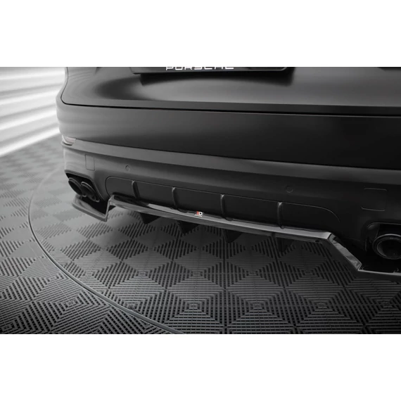 Központi Hátsó Splitter (with vertical bars) Porsche Cayenne Sport Design Mk3