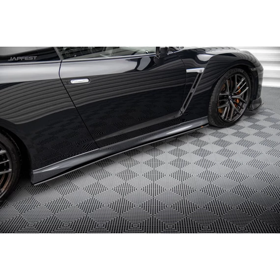 Street Pro Oldalsó szoknyák Diffúzorok Nissan GTR R35 Facelift