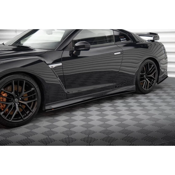 Street Pro Oldalsó szoknyák Diffúzorok Nissan GTR R35 Facelift