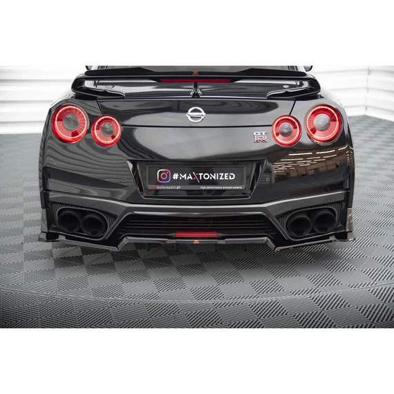Központi Hátsó Splitter (with vertical bars) Nissan GTR R35 Facelift