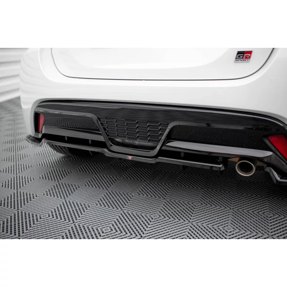 Központi Hátsó Splitter (with vertical bars) Toyota Yaris GR Sport Mk4