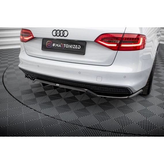 Központi Hátsó Splitter (with vertical bars) Audi A4 Competition B8 Facelift