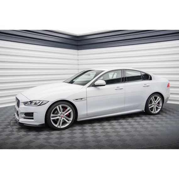 Oldalsó szoknyák Diffúzorok Jaguar XE R-Sport X760