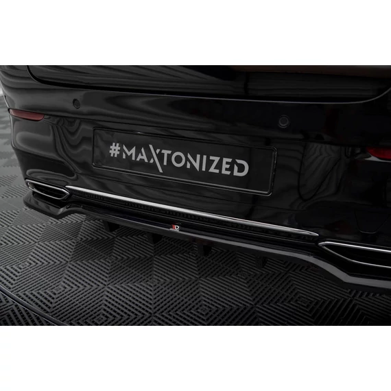Központi Hátsó Splitter (with vertical bars) Mercedes-Benz CLA Coupe C118