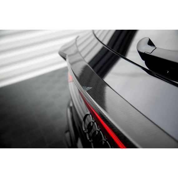 Carbon Fiber Tailgate Spoiler (Lower) Audi RSQ8 Mk1