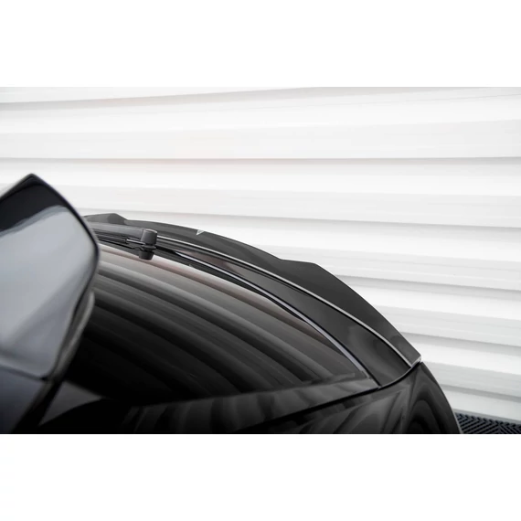 Carbon Fiber Tailgate Spoiler (Lower) Audi RSQ8 Mk1