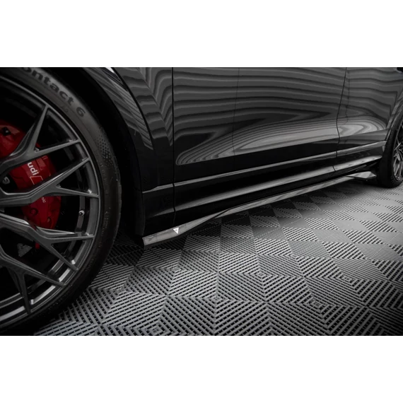 Carbon Fiber Oldalsó szoknyák Diffúzorok Audi RSQ8 Mk1