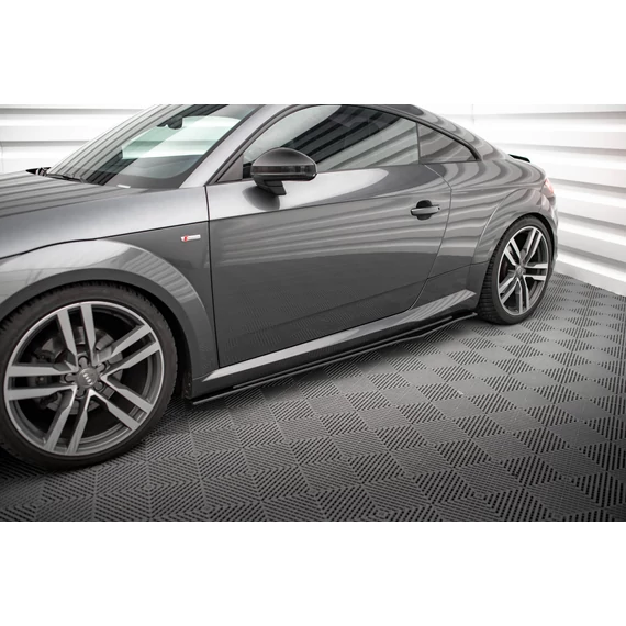 Street Pro Oldalsó szoknyák Diffúzorok Audi TT S / S-Line 8S