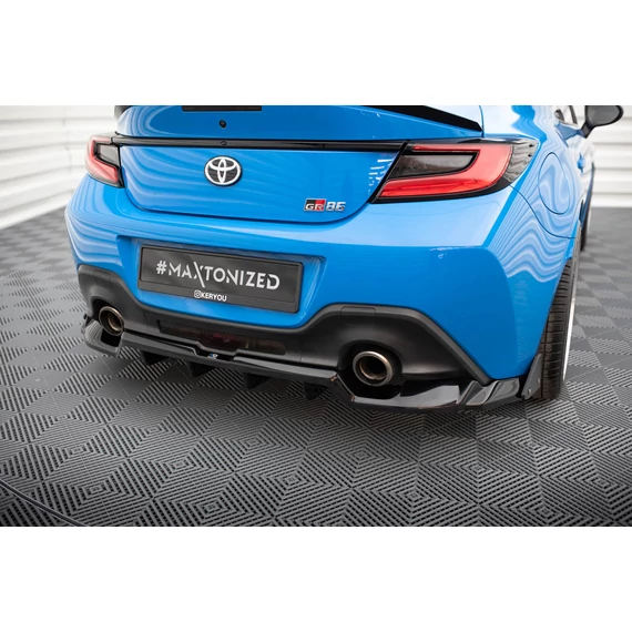Központi Hátsó Splitter (with vertical bars) V.1 + Flaps Toyota GR86 Mk1