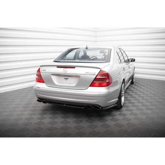 Központi Hátsó Splitter for Mercedes-Benz E 55 AMG W211