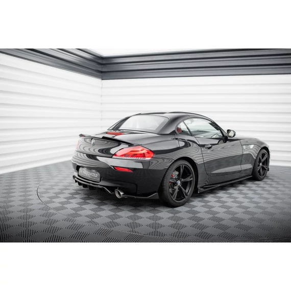 Központi Hátsó Splitter (with vertical bars) BMW Z4 M-Pack E89 Facelift