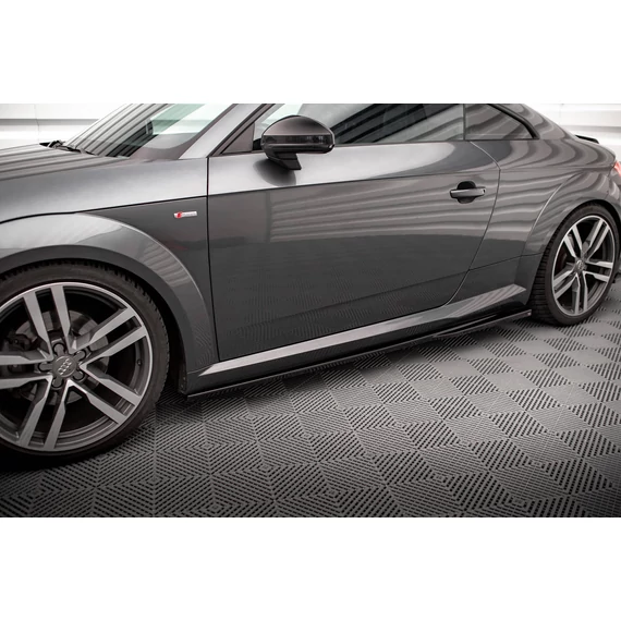 Oldalsó szoknyák Diffúzorok Audi TT S-Line 8S