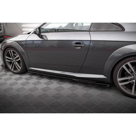 Oldalsó szoknyák Diffúzorok Audi TT S-Line 8S