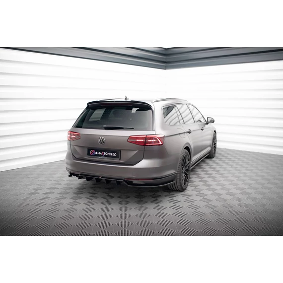 Központi Hátsó Splitter (with vertical bars) Volkswagen Passat R-Line B8