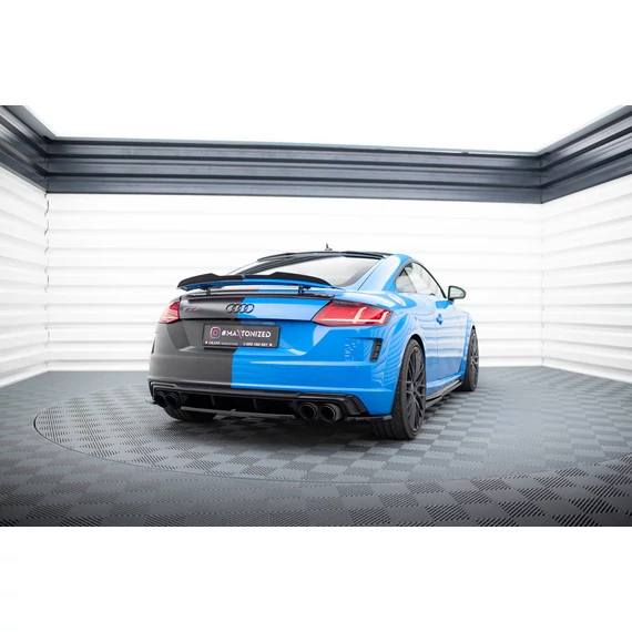 The extension of the rear window Audi TT S 8S Facelift