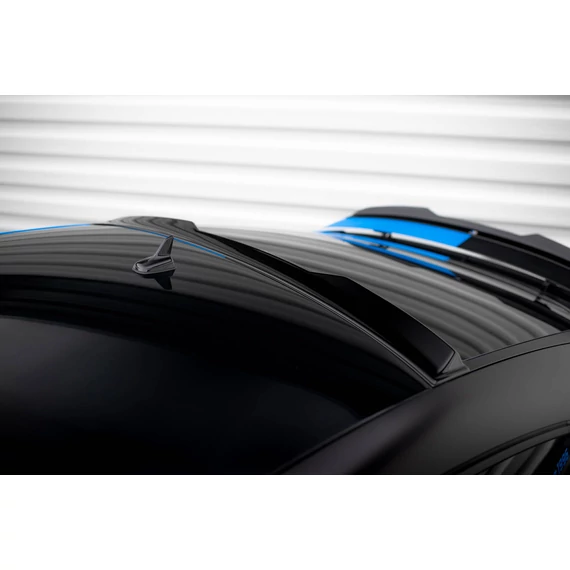 The extension of the rear window Audi TT S 8S Facelift