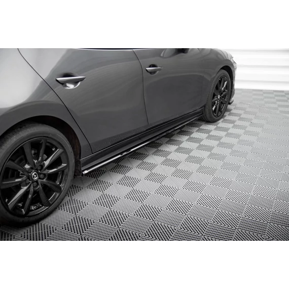 Oldalsó szoknyák Diffúzorok Mazda 3 Mk4