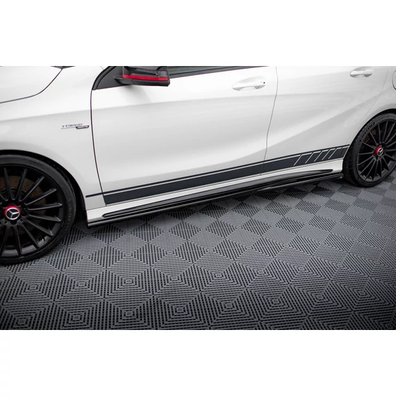 Oldalsó szoknyák Diffúzorok Mercedes-Benz A45 AMG W176