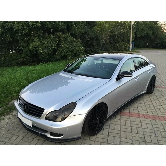 Oldalsó szoknyák Diffúzorok Mercedes C219