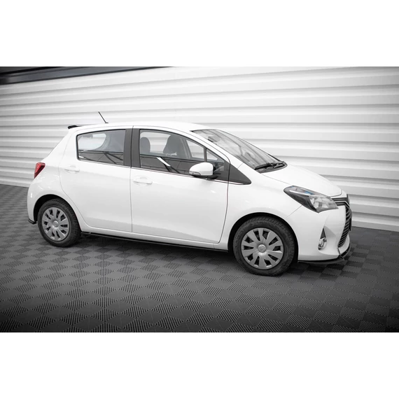 Oldalsó szoknyák Diffúzorok Toyota Yaris Mk3 Facelift