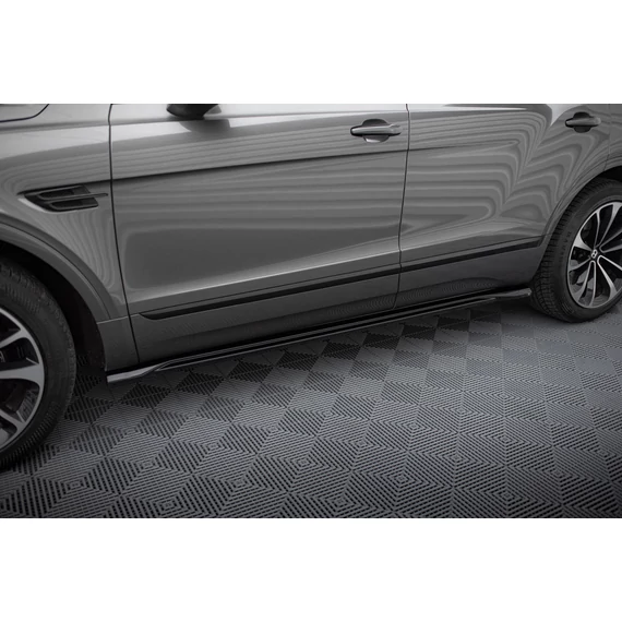 Oldalsó szoknyák Diffúzorok Bentley Bentayga Mk1