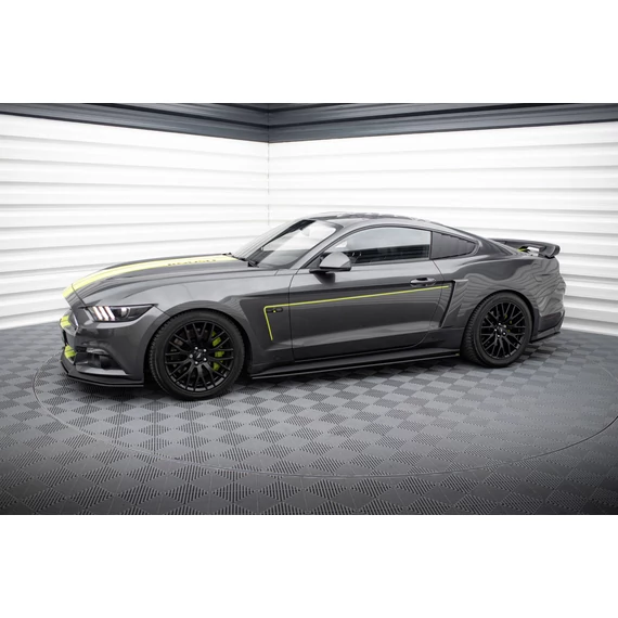 Street Pro Oldalsó szoknyák Diffúzorok Ford Mustang GT Mk6