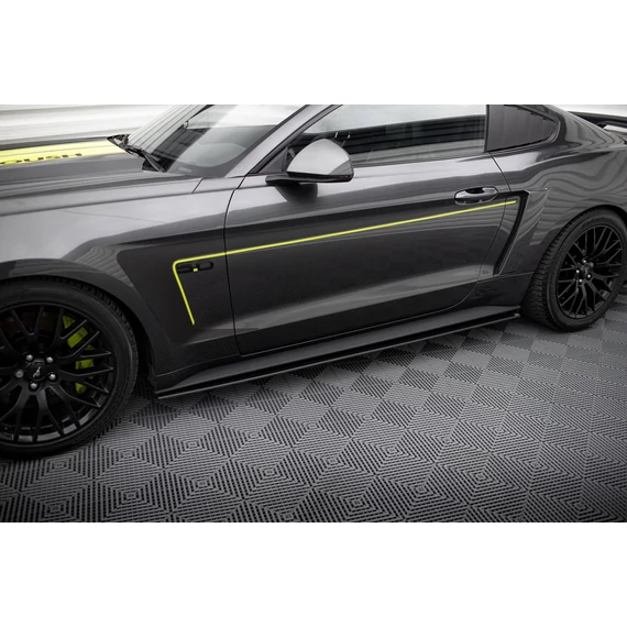 Street Pro Oldalsó szoknyák Diffúzorok Ford Mustang GT Mk6