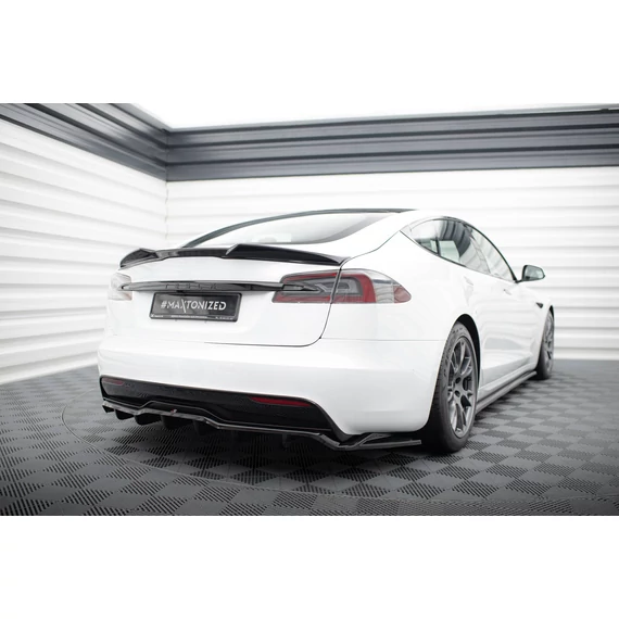 Központi Hátsó Splitter (with vertical bars) V.2 Tesla Model S Plaid Mk1 Facelift