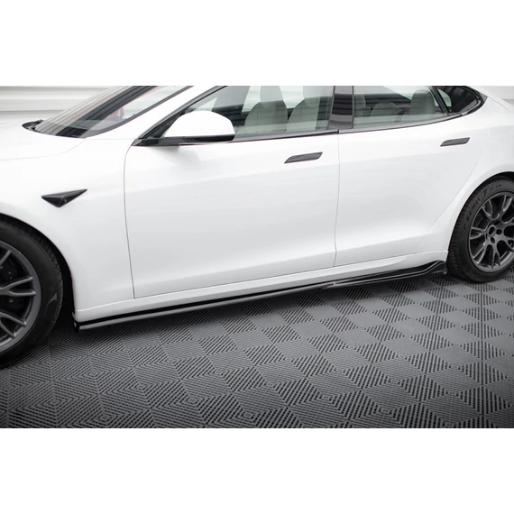 Oldalsó szoknyák Diffúzorok V.1 Tesla Model S Plaid Mk1 Facelift