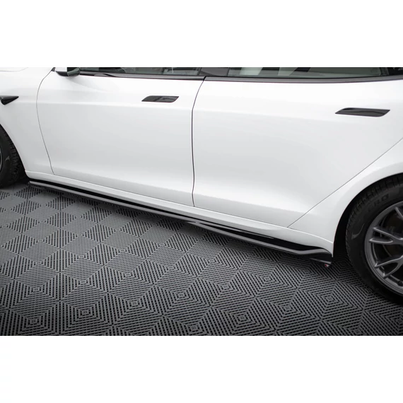 Oldalsó szoknyák Diffúzorok V.1 Tesla Model S Plaid Mk1 Facelift