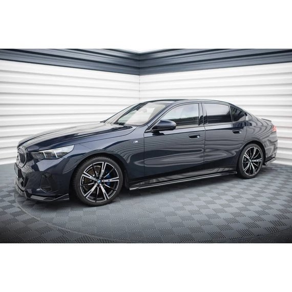 Oldalsó szoknyák Diffúzorok V.1 BMW 5 M-Pack G60