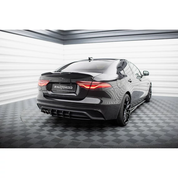 Street Pro Rear Diffuser Jaguar XE X760 Facelift