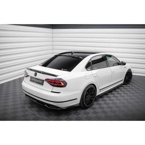 The extension of the rear window Volkswagen Passat GT B8 Facelift USA