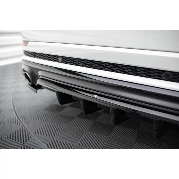 Rear Splitter (with vertical bars) Audi SQ8 Mk1