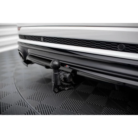 Rear Splitter (with vertical bars) Audi SQ8 Mk1