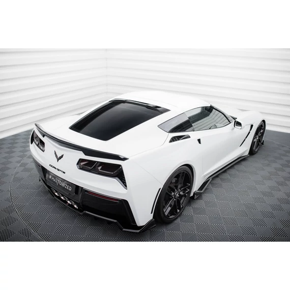 The extension of the rear window Chevrolet Corvette Stingray / Z06 C7