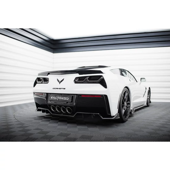 Central Rear Splitter (with vertical bars) Chevrolet Corvette C7