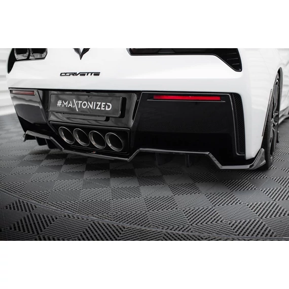Central Rear Splitter (with vertical bars) Chevrolet Corvette C7
