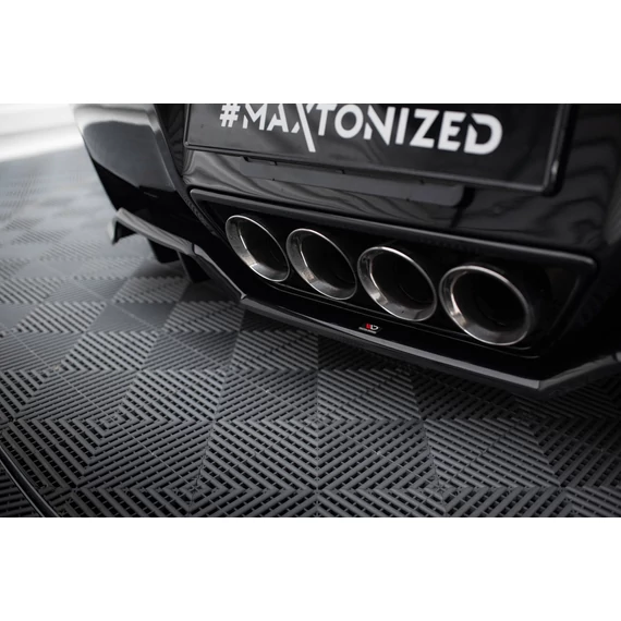 Central Rear Splitter (with vertical bars) Chevrolet Corvette C7
