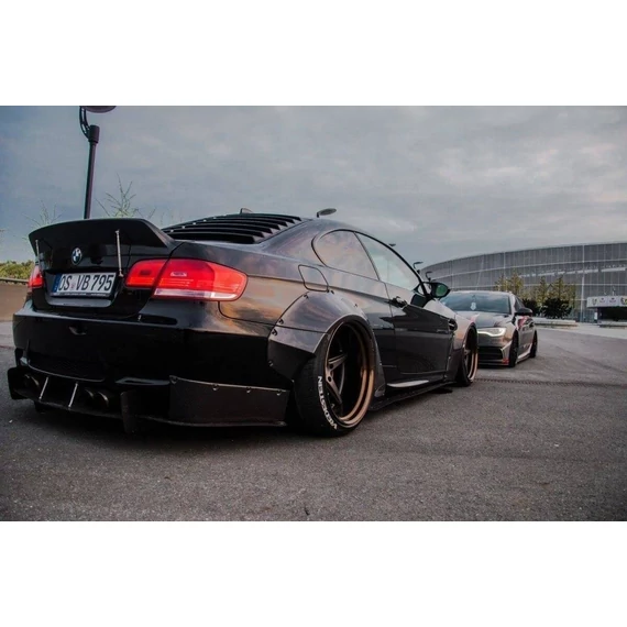 Side Extension of Rear Bumper BMW M3 Coupe E92