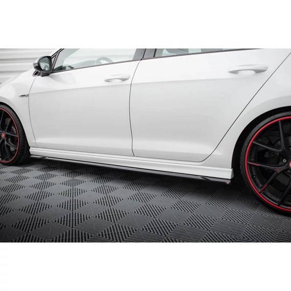 Side Skirts Diffusers V.4 Volkswagen Golf R / R-Line Mk7