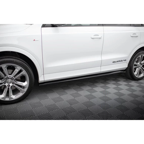 Side Skirts Diffusers Audi Q3 S-line 8U