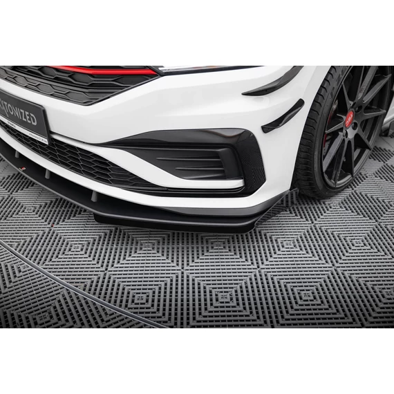 Street Pro Első Splitter + Flaps Volkswagen Jetta GLI Mk7
