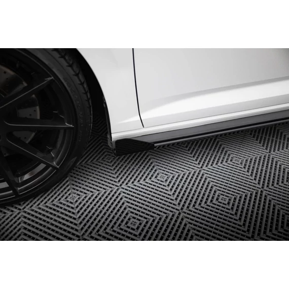 Street Pro Side Skirts Diffusers + Flaps Volkswagen Jetta GLI Mk7
