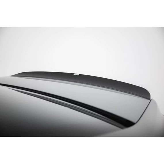 Prepreg Carbon Fiber Tailgate Spoiler BMW 7 G11 / G11 Facelift
