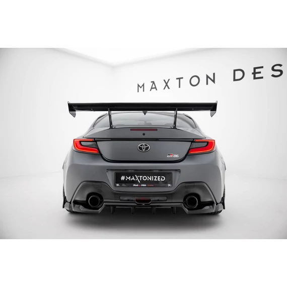 Carbon Spoiler With Internal Brackets Uprights Toyota GR86 / Subaru BRZ Mk2