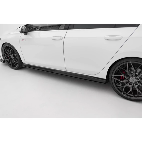 Street Pro Side Skirts Diffusers V.2 Volkswagen Golf GTI / GTE / GTI Clubsport / R-Line Mk8