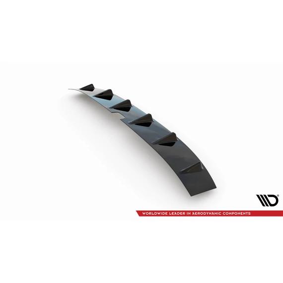 The extension of the rear window Ford Mustang GT Mk7