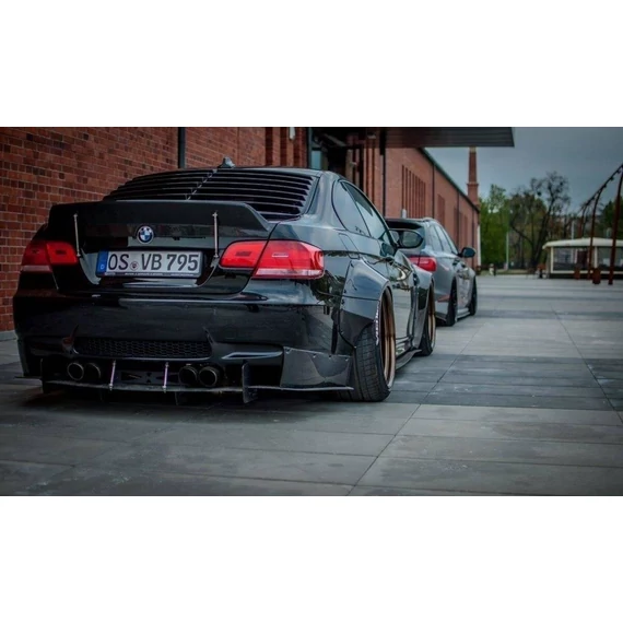Wide Body BMW M3 E92